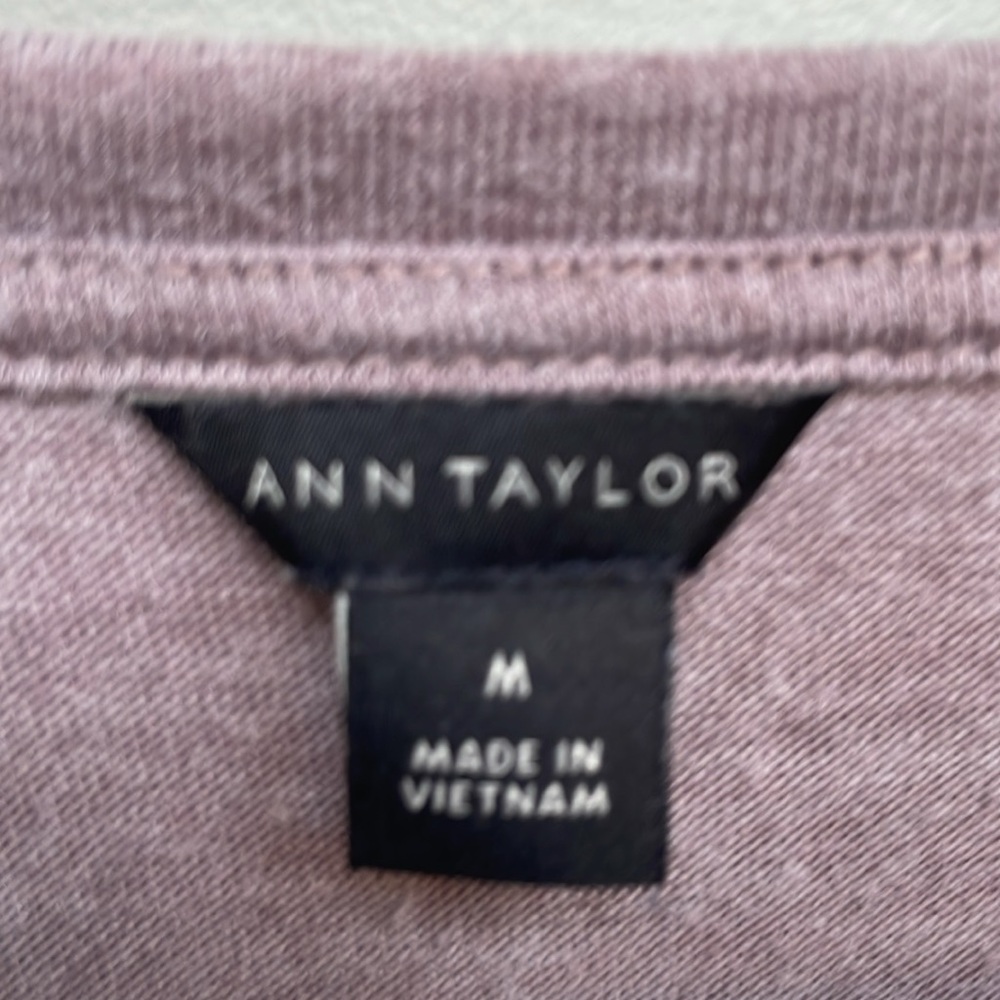 Size Large - Picture 2 of 3